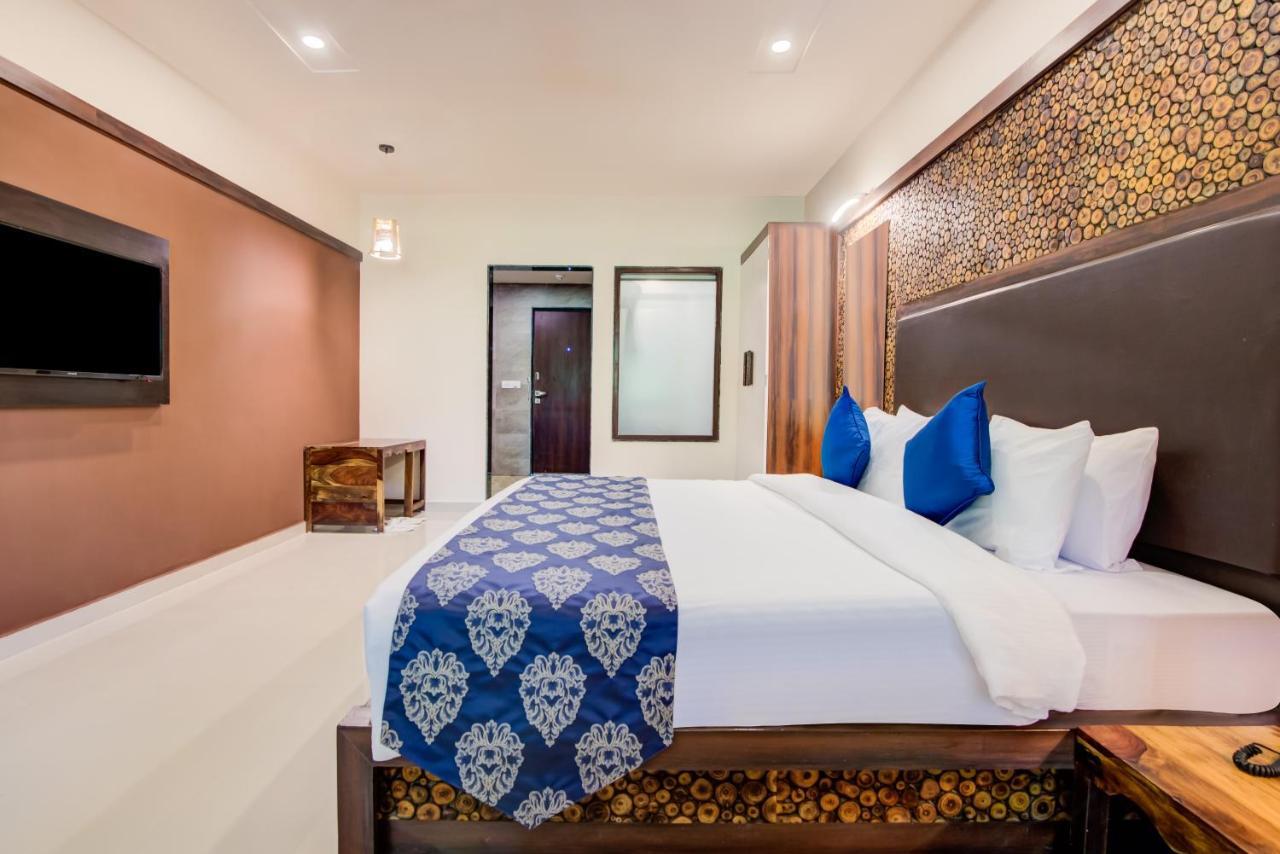 Club Mahindra Netrang Hotel ภายนอก รูปภาพ
