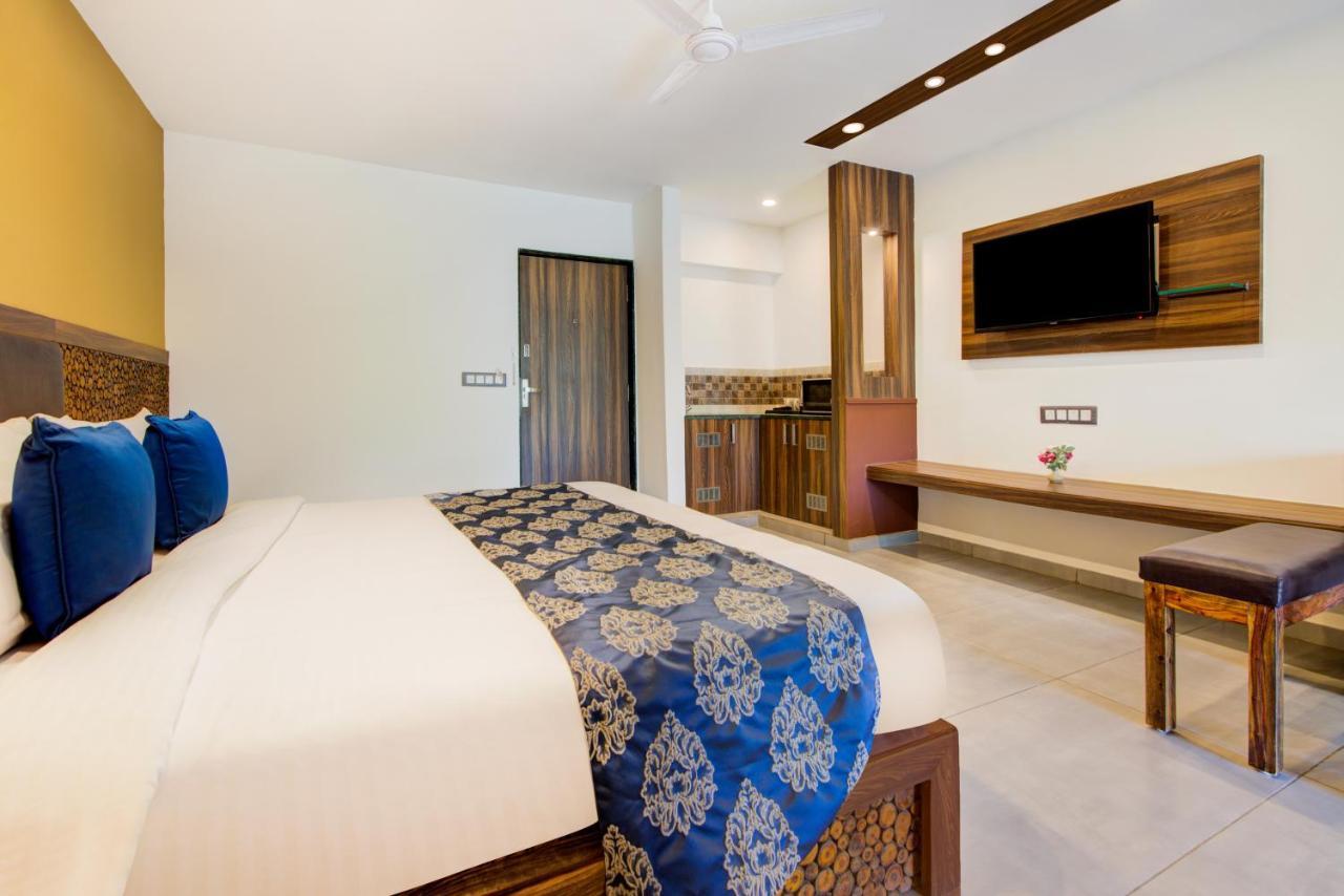 Club Mahindra Netrang Hotel ภายนอก รูปภาพ