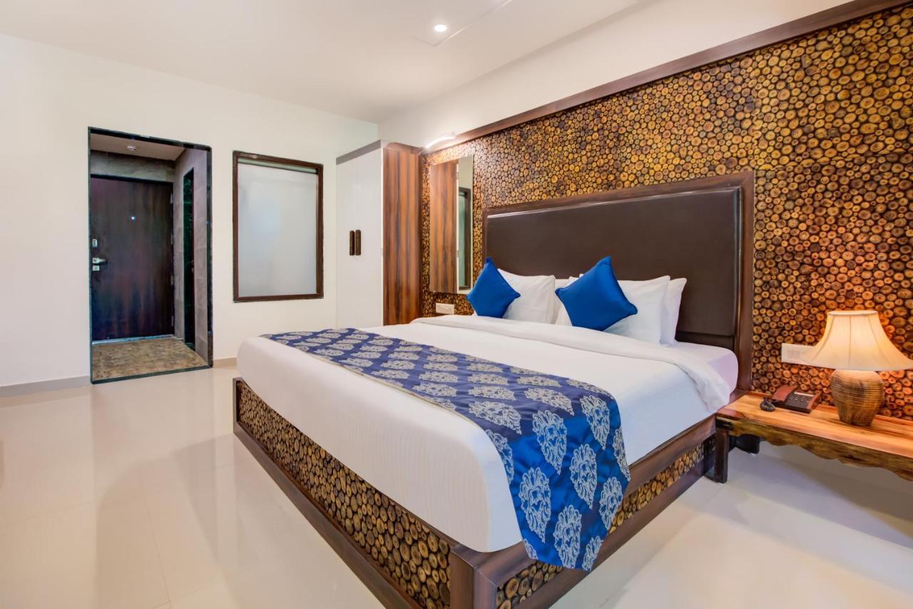 Club Mahindra Netrang Hotel ภายนอก รูปภาพ